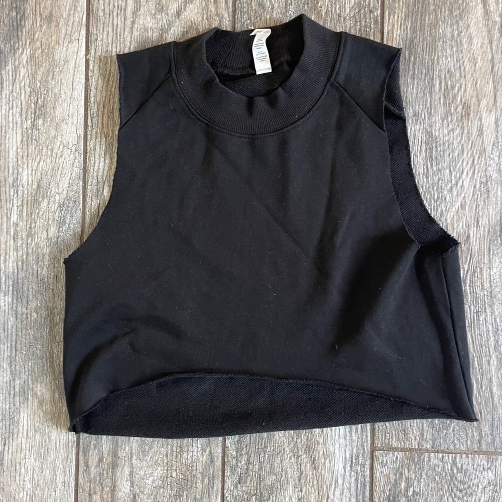 Alo cropped tank